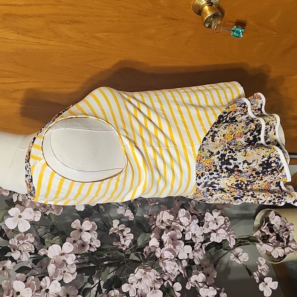 Anthropologie Yellow and White Striped Tank with Floral Trim - Picture 5 of 6
